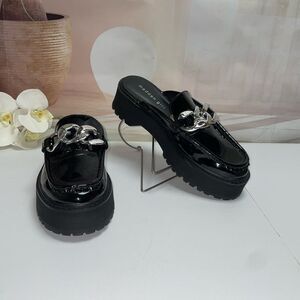 NEW! Madden Girl Black Mules with Silver Chain